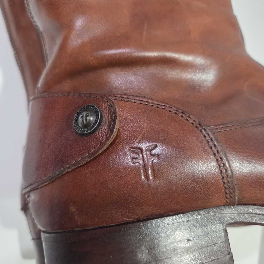 FRYE Melissa Cognac Leather Back Zipper Strap Riding Boot Flexstep Men's 5.5 - Picture 7 of 11